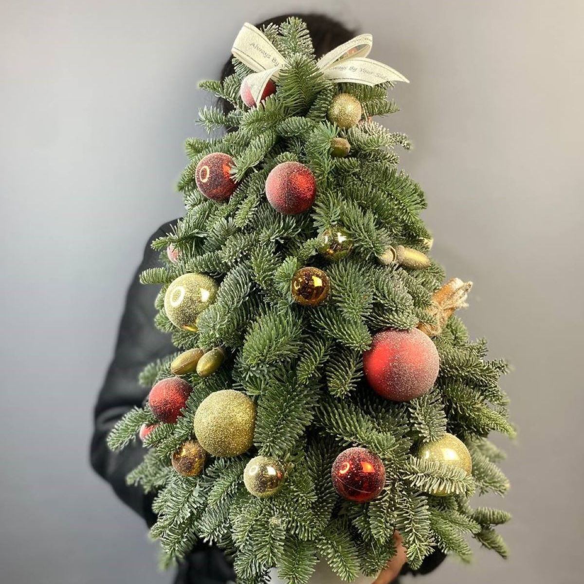 Bouquet Новогодняя елка из голубой ели