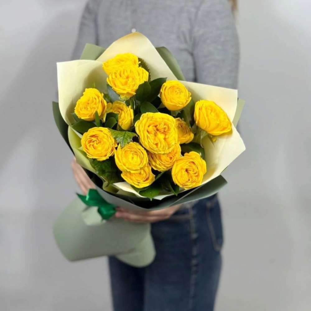 

Нежные желтые розы