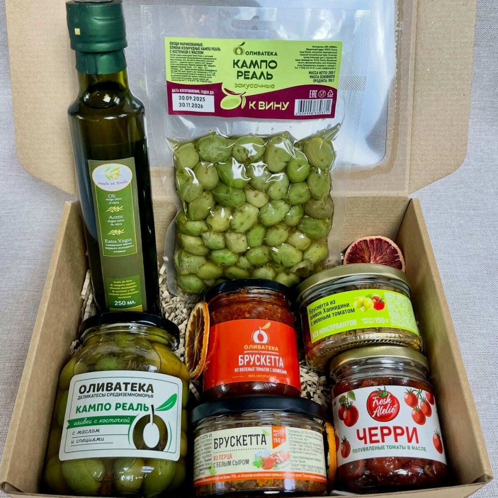 

«Оливковый праздник вкуса» с изумрудными оливками, средиземноморскими брускеттами и оливковым маслом Extra Virgin