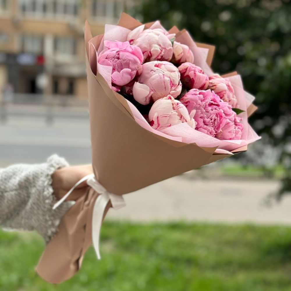 

9 нежных пионов